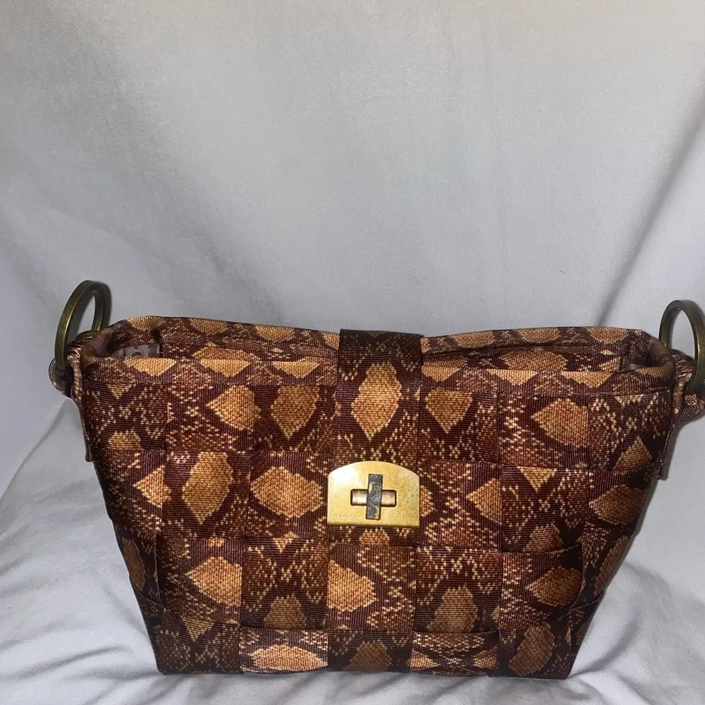 Harveys Python Print Rare Bag - Picture 2 of 12